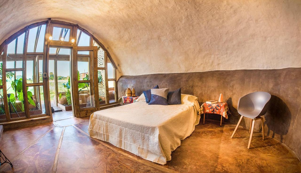 Caliu Earthship Ecolodge Colonia del Sacramento Exterior photo